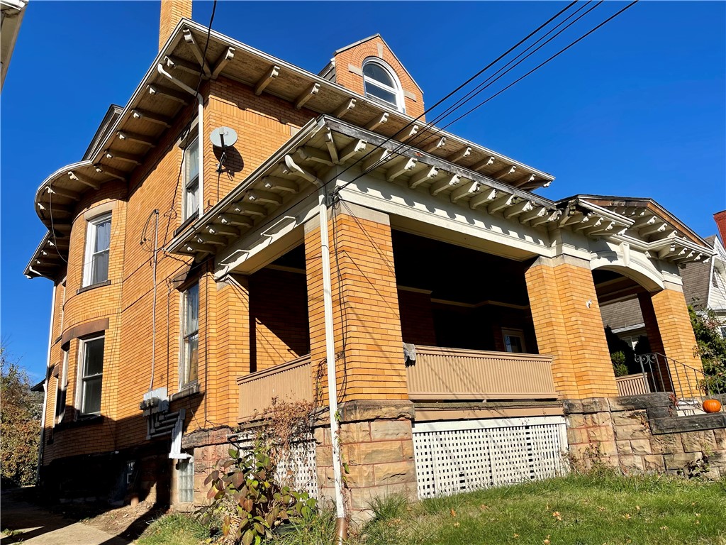 411 E Sheridan Ave