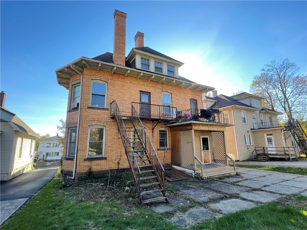 411 E Sheridan Ave