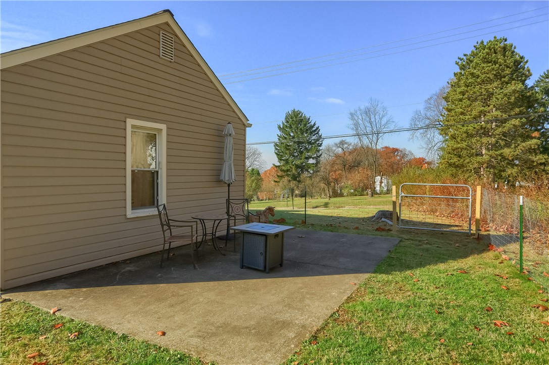 2864 Mercer Rd