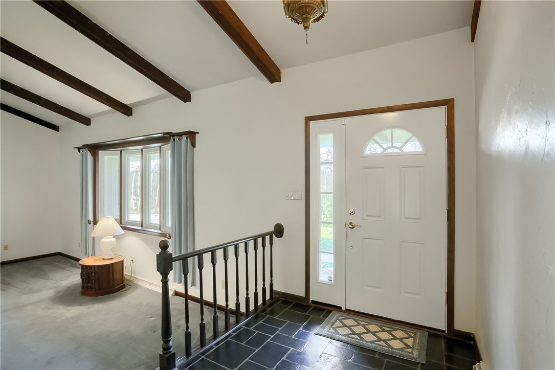 308 Ridgeway Dr
