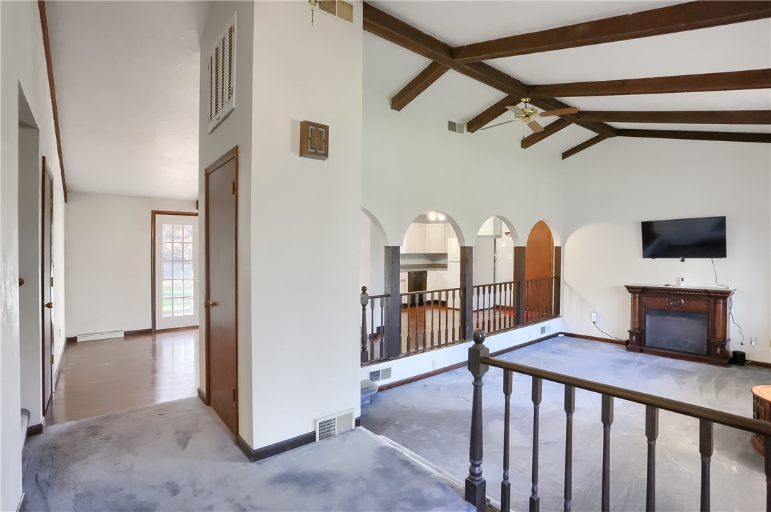 308 Ridgeway Dr