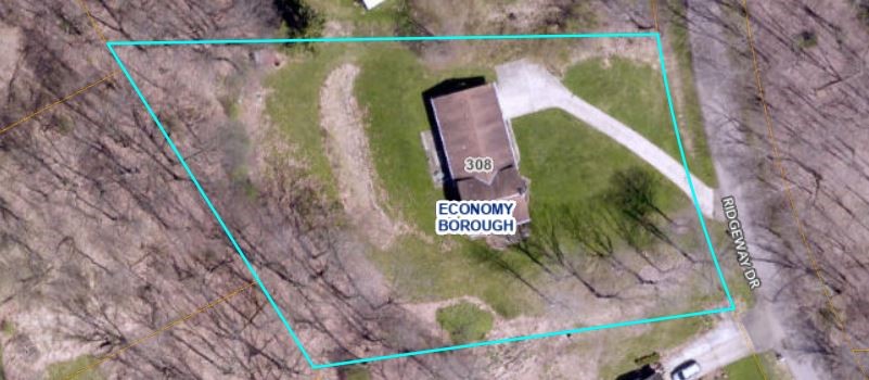 308 Ridgeway Dr