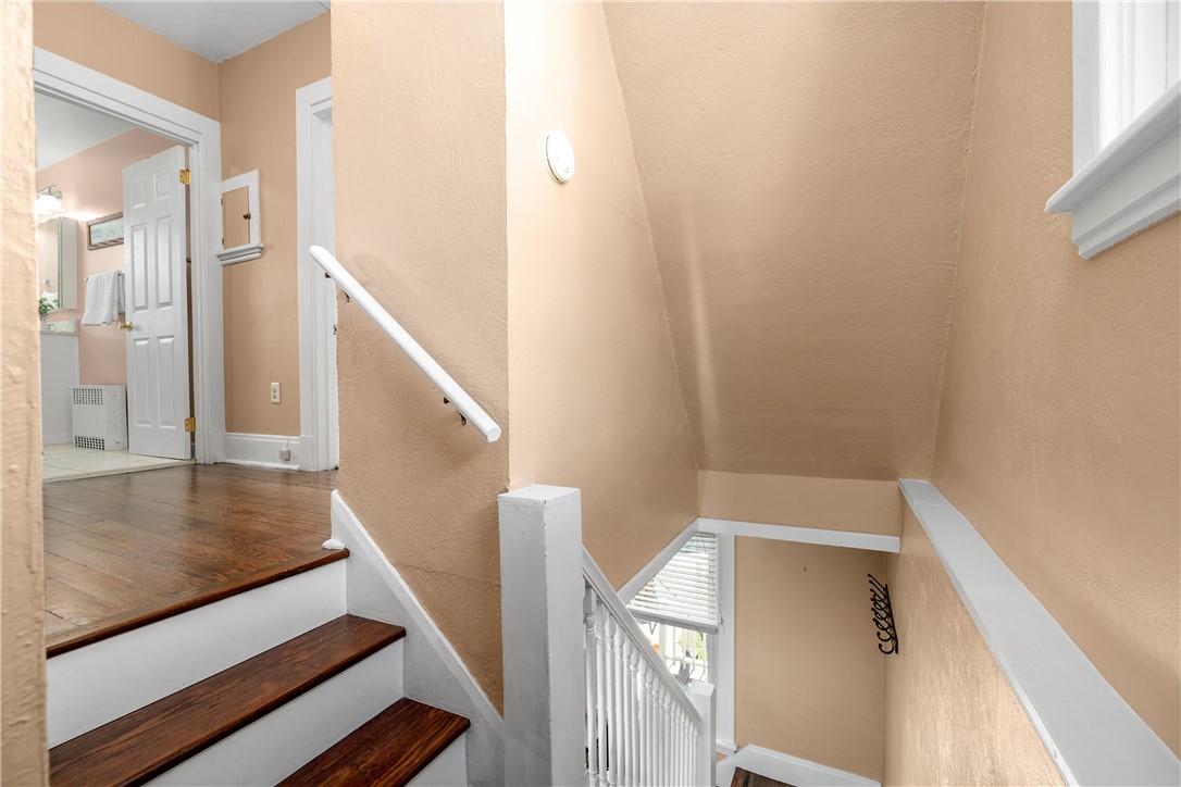 1023 Hamilton Ave.