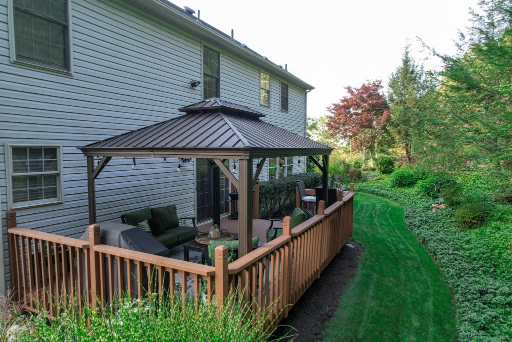 549 Dorchester Drive