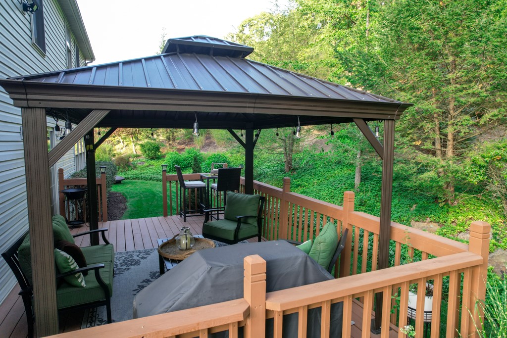 549 Dorchester Drive