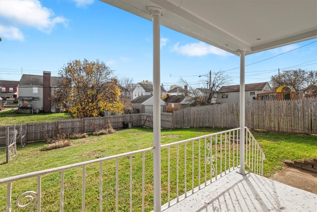 548 Lafayette Dr