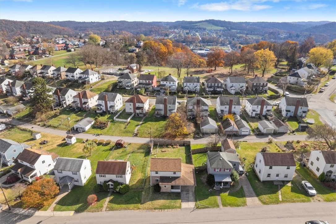 548 Lafayette Dr