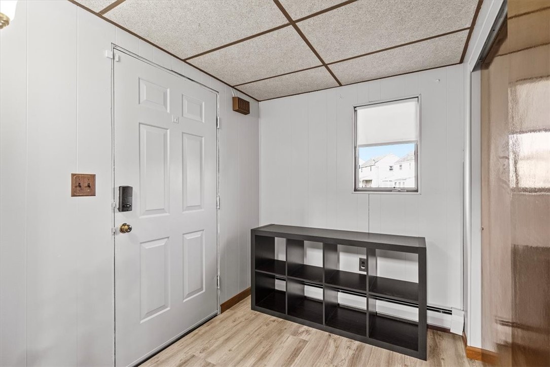 548 Lafayette Dr