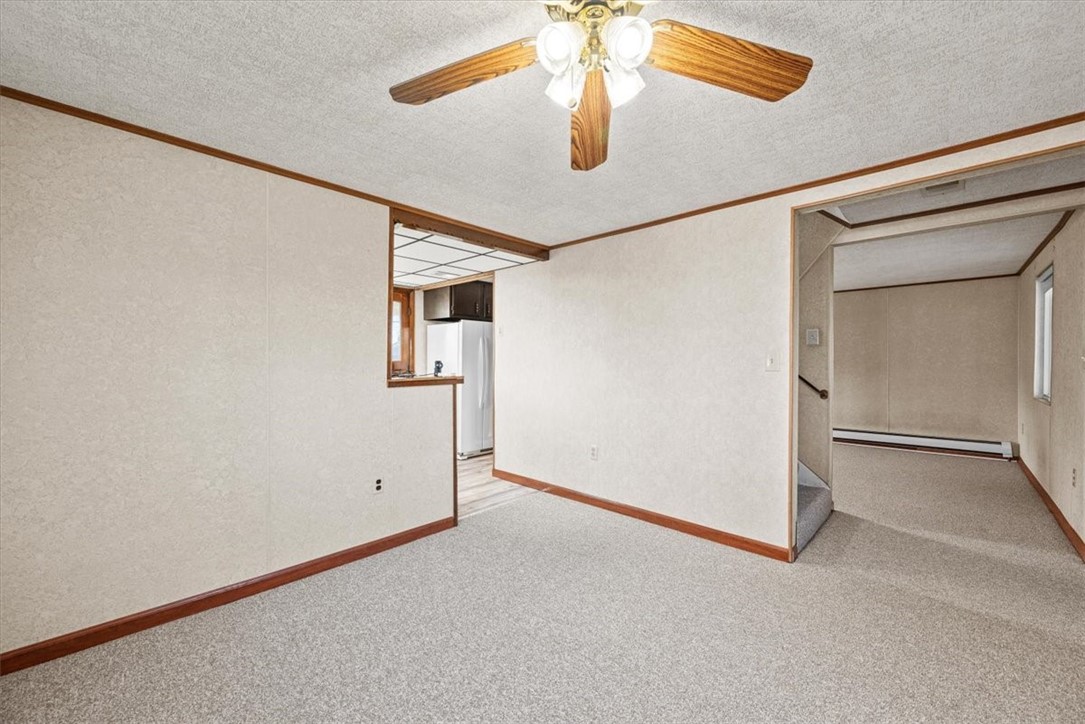 548 Lafayette Dr