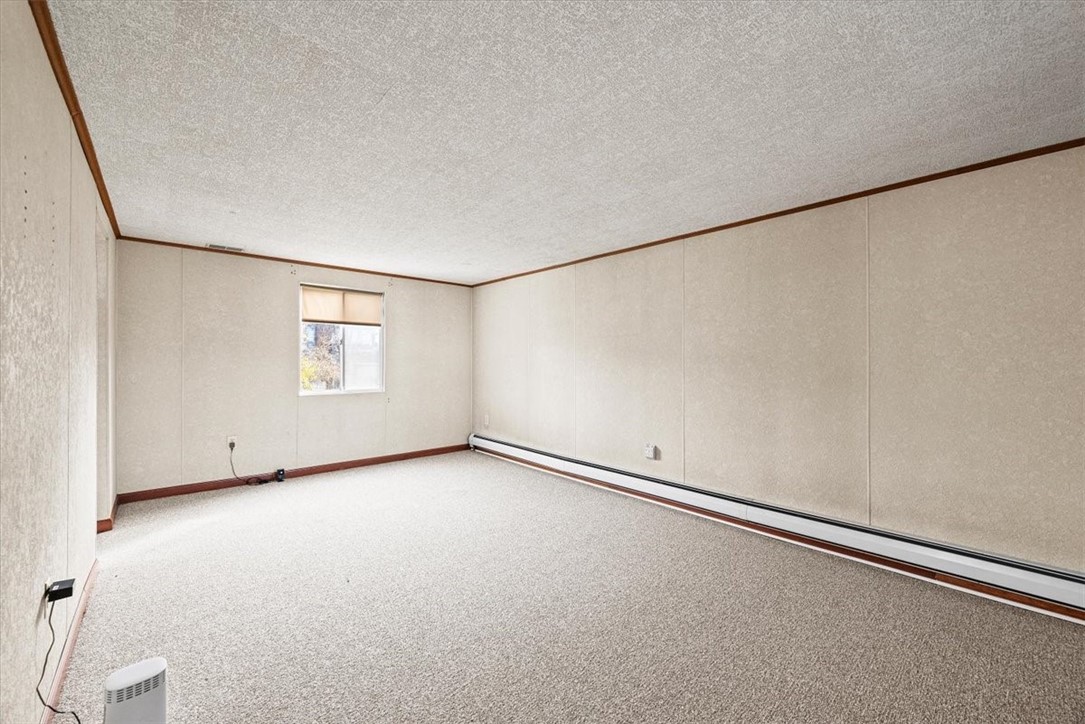 548 Lafayette Dr