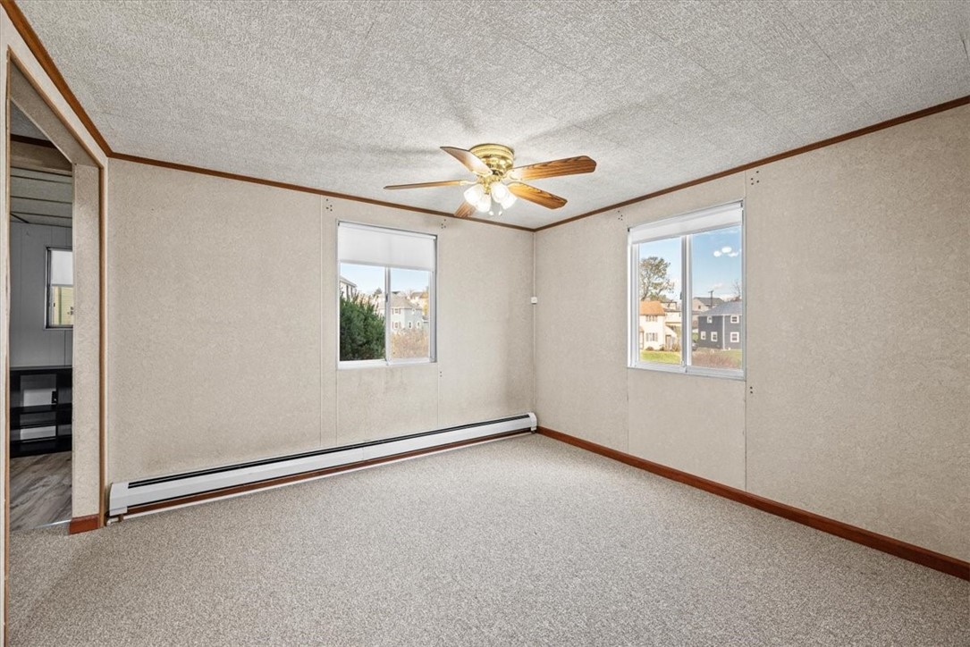 548 Lafayette Dr