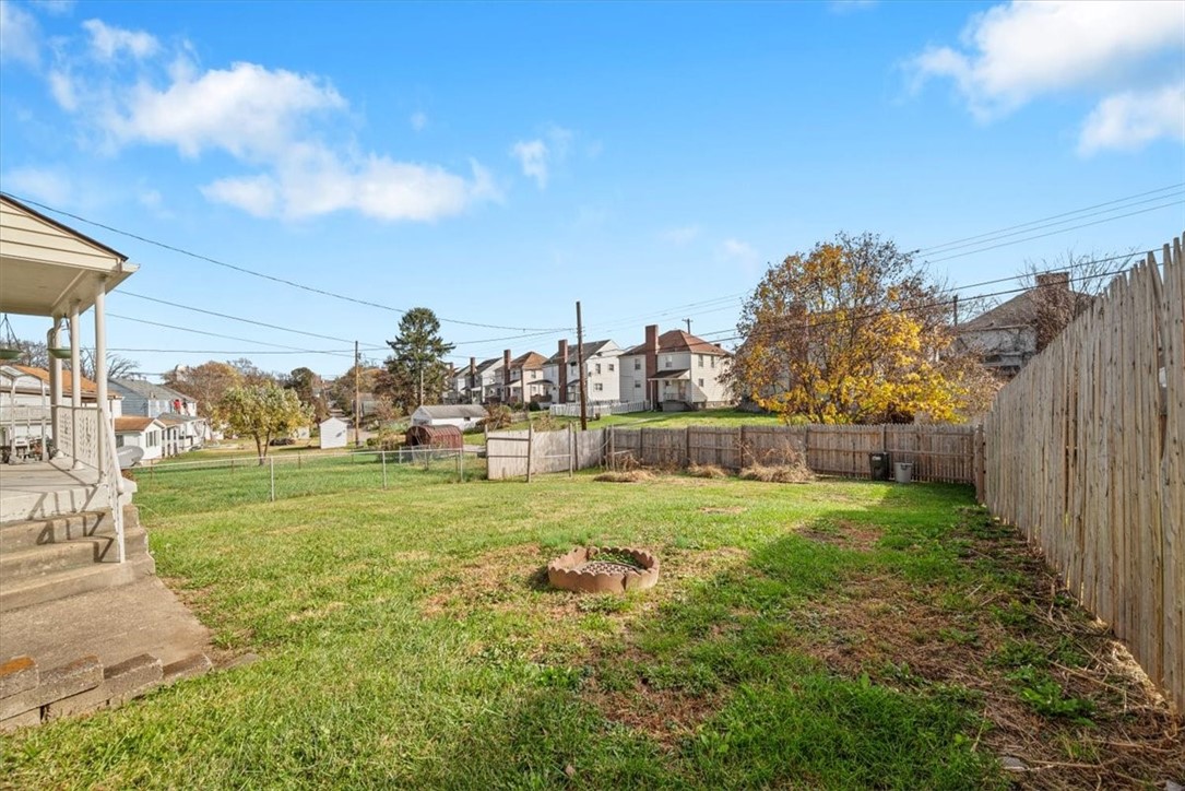 548 Lafayette Dr