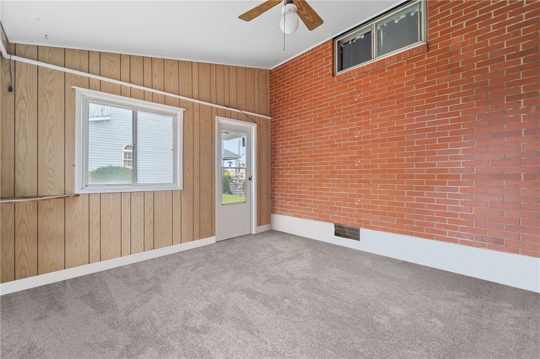 506 Parklyn St