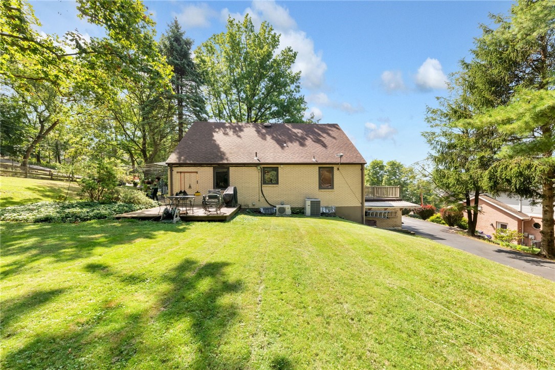 40 Elmhurst Rd