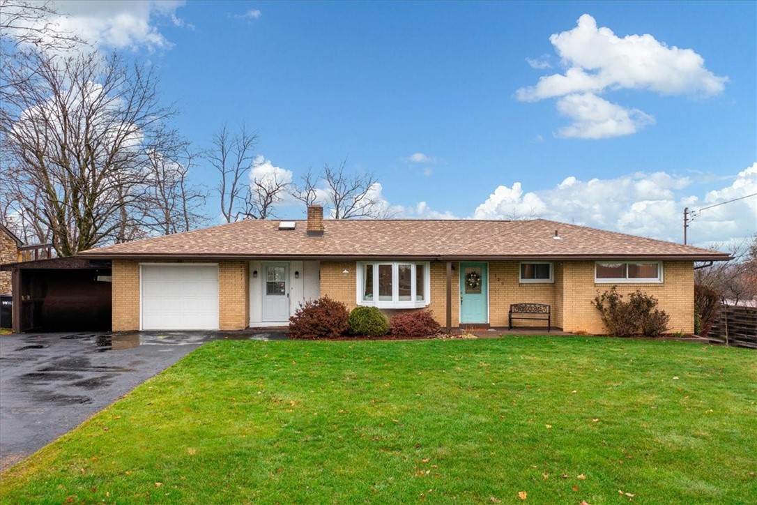 129 Claridge Dr