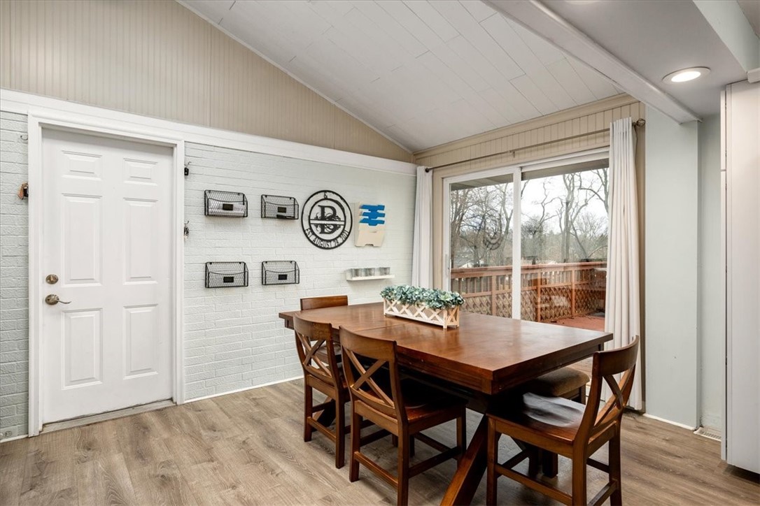 129 Claridge Dr