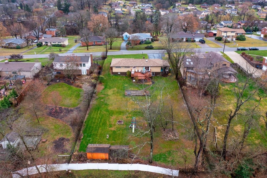 129 Claridge Dr