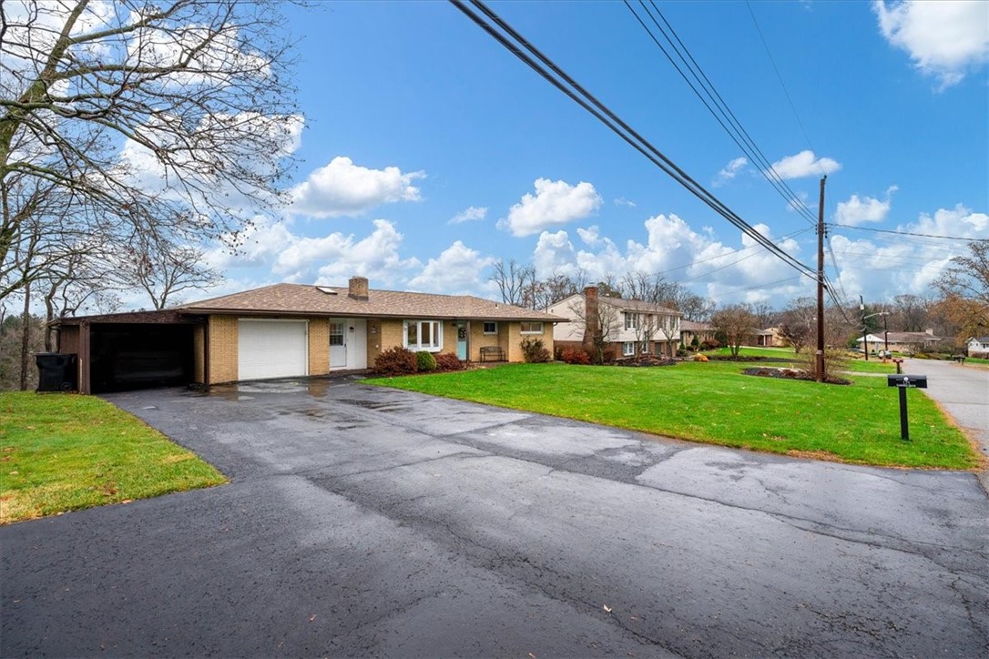129 Claridge Dr