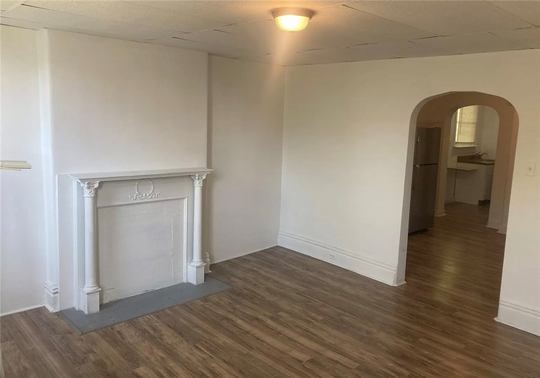 607 Lorenz Ave