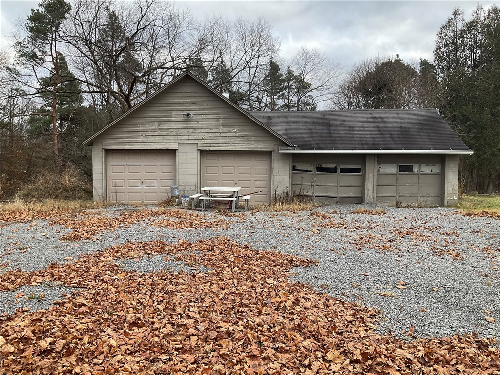 2400 W Sunbury Rd