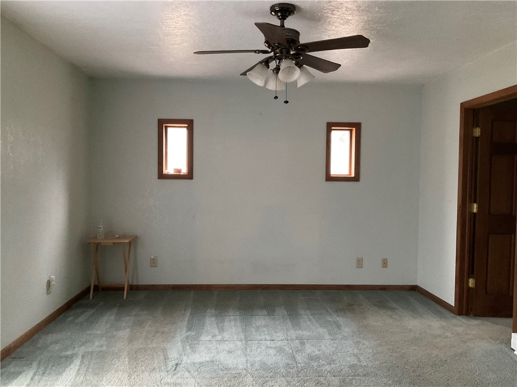 2400 W Sunbury Rd