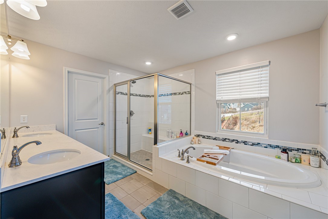 125 Saddle Ridge Dr