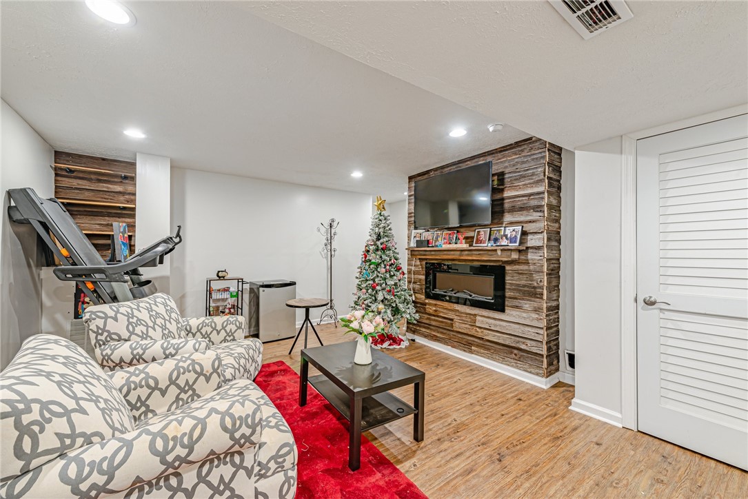 125 Saddle Ridge Dr