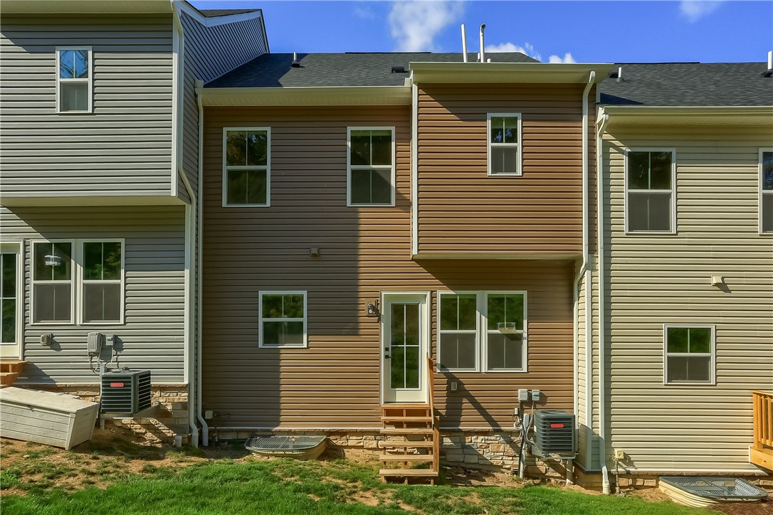 137 Moyer Hill Dr