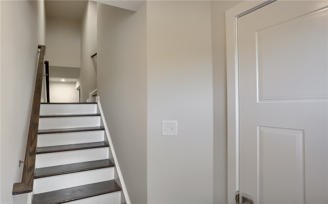 137 Moyer Hill Dr