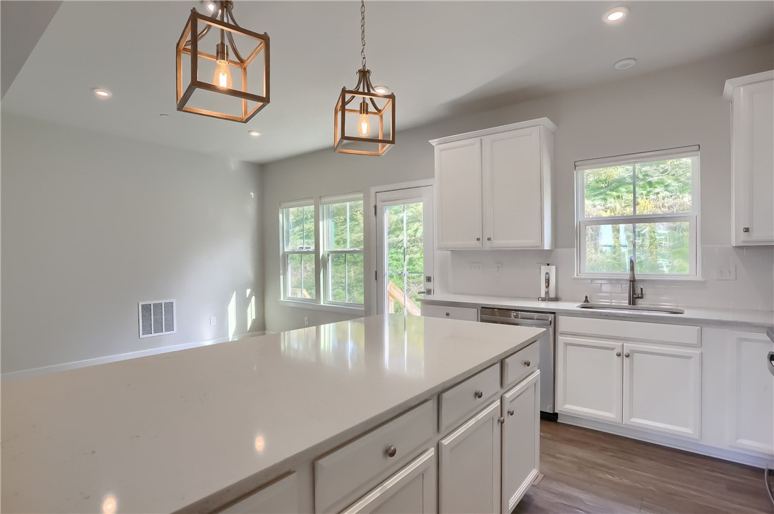 137 Moyer Hill Dr