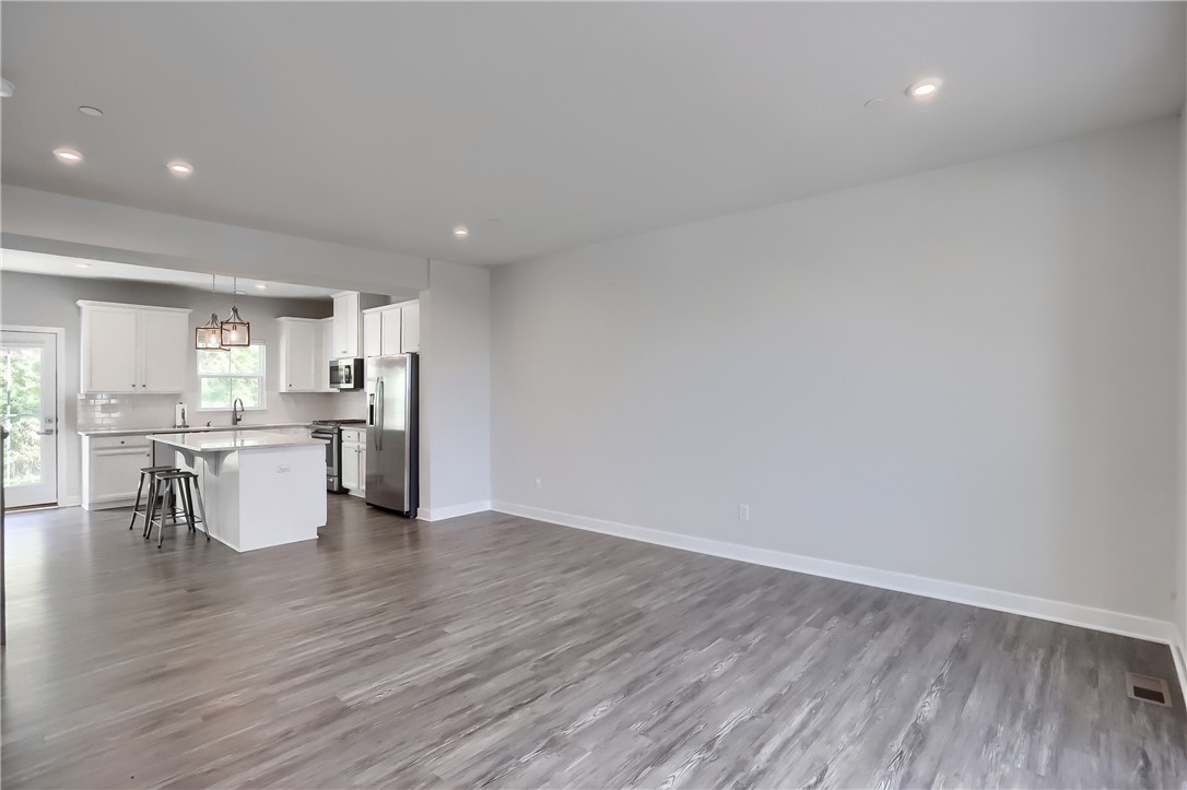 137 Moyer Hill Dr