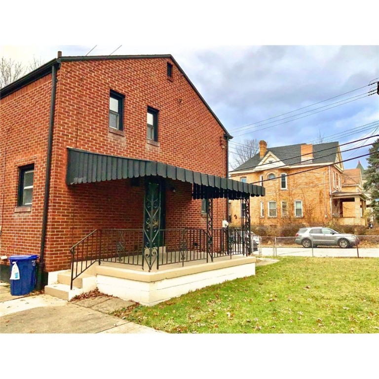 527-529 Sherwood Avenue