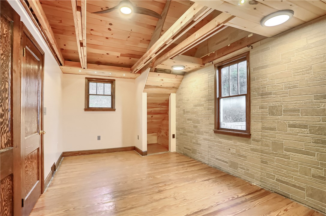 918 7th Street