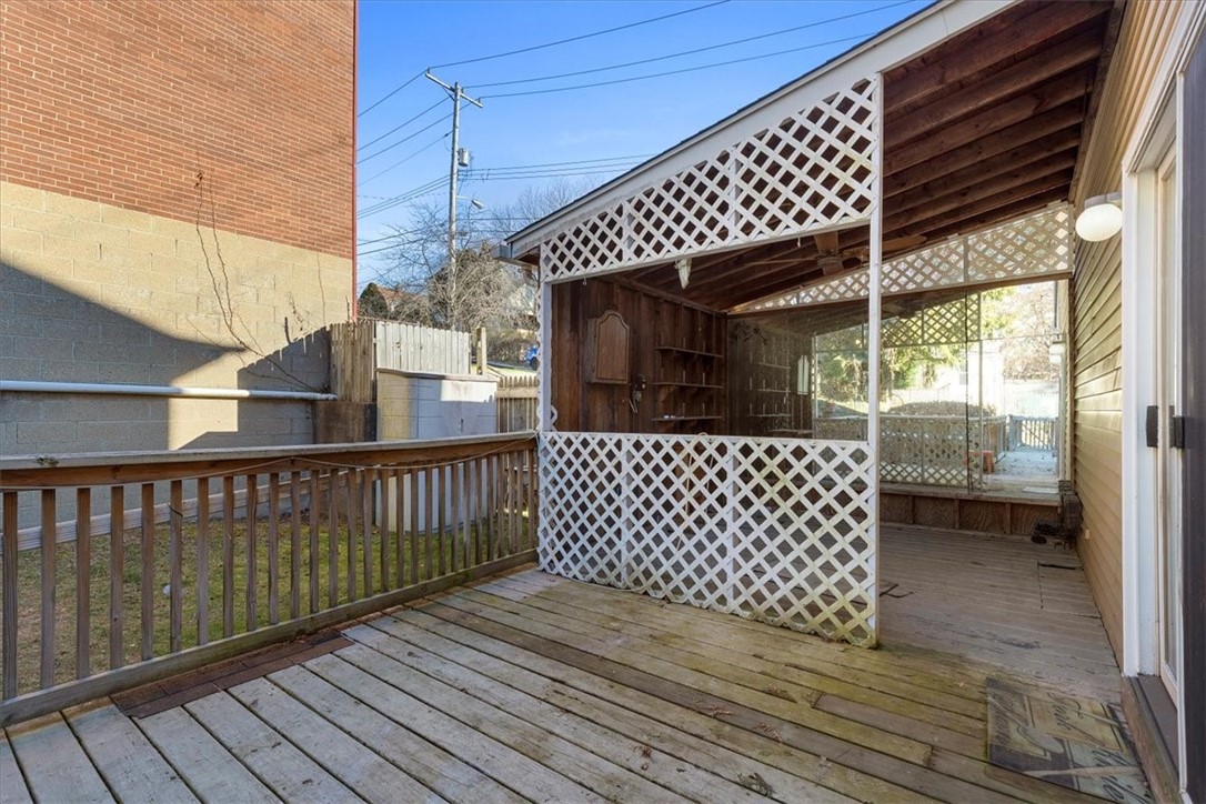1615 Naugle St