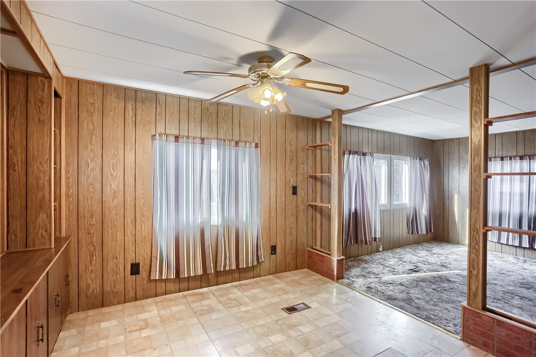 381 Franklin St