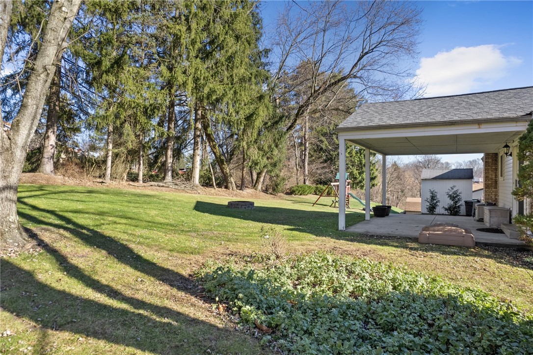 162 Lansdowne Dr