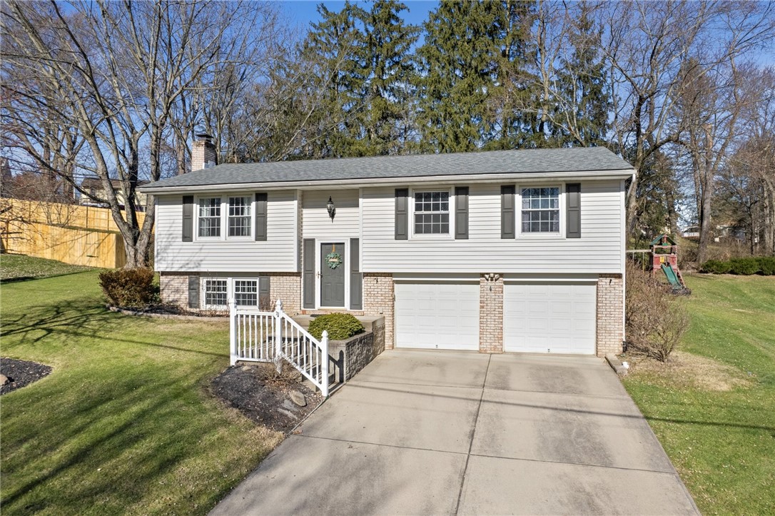 162 Lansdowne Dr