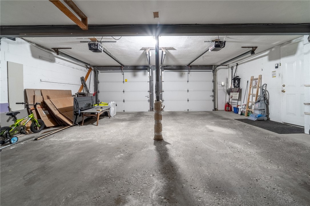 162 Lansdowne Dr