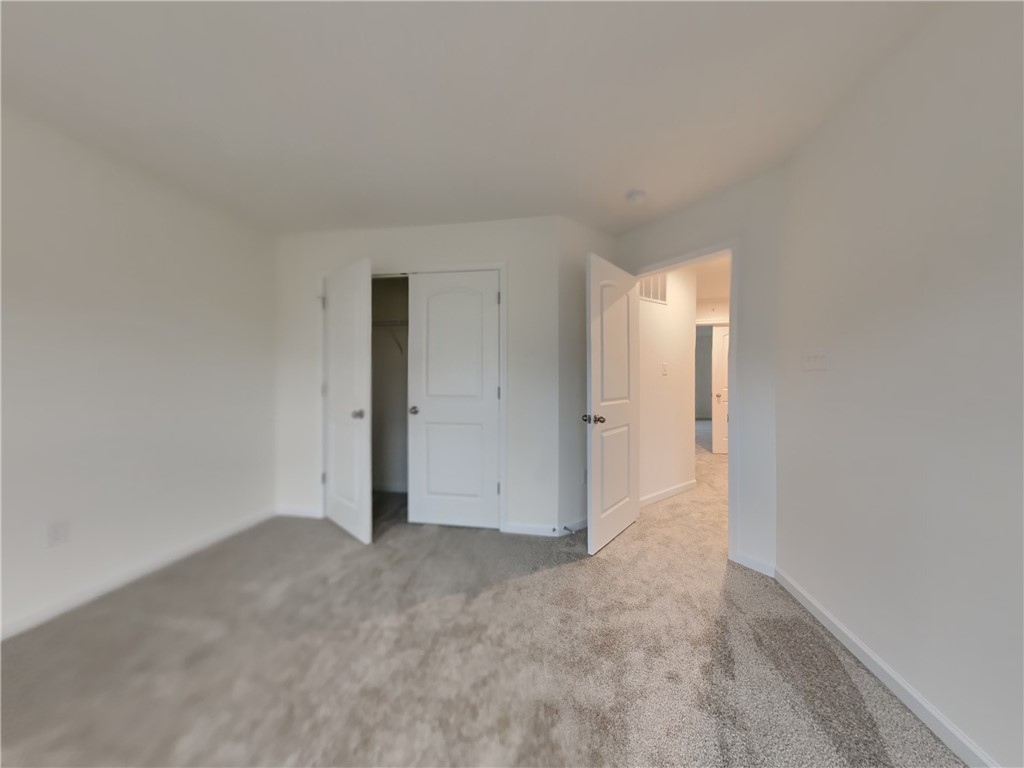 137 Sweetwater Dr
