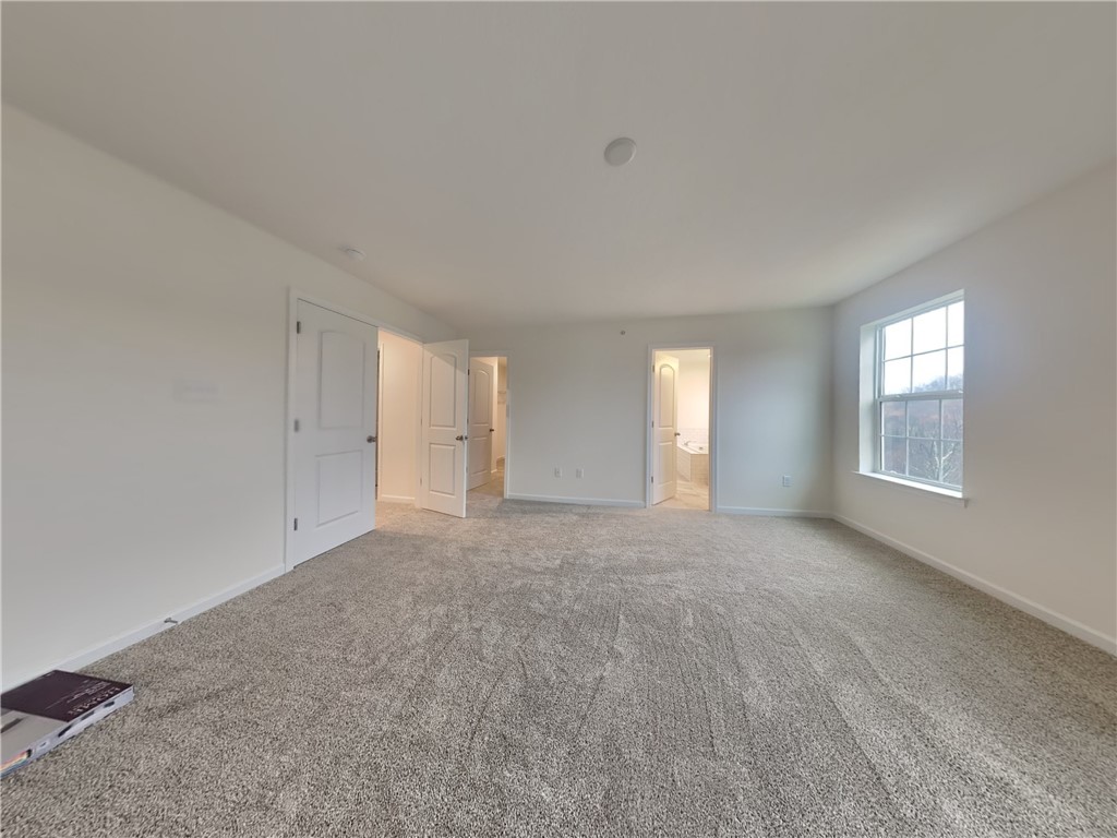 137 Sweetwater Dr