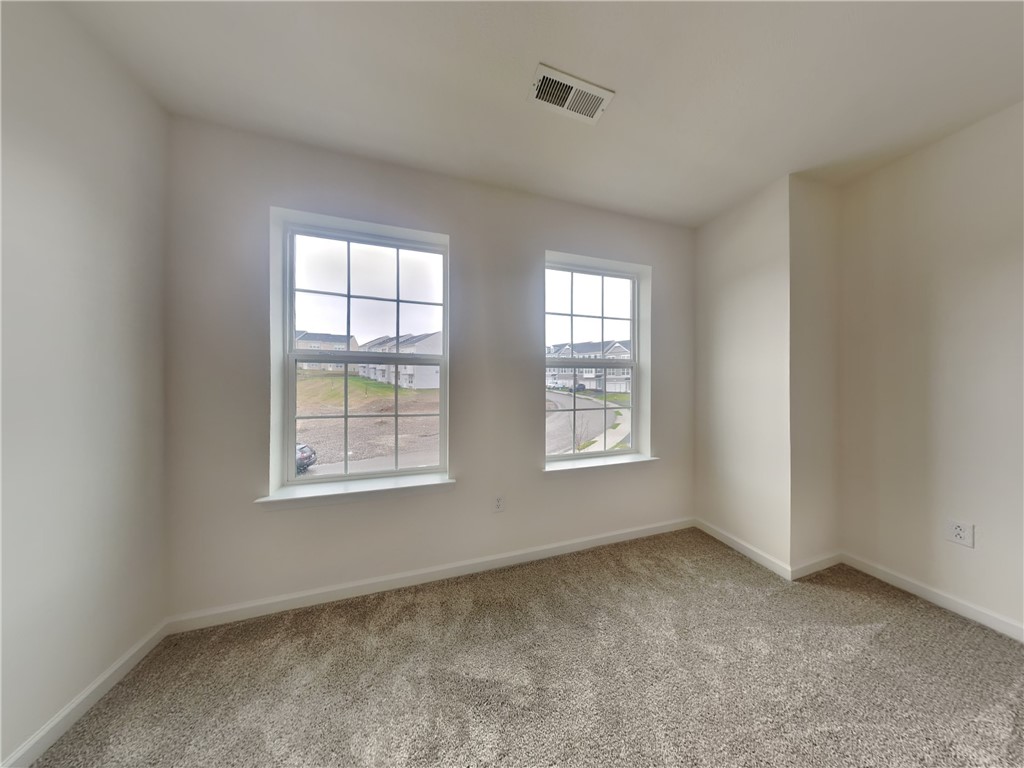 137 Sweetwater Dr