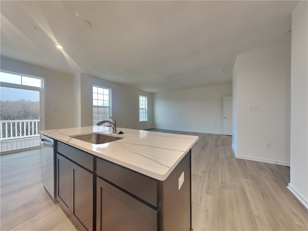 137 Sweetwater Dr