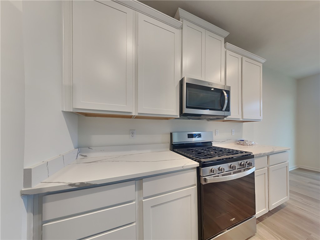 137 Sweetwater Dr