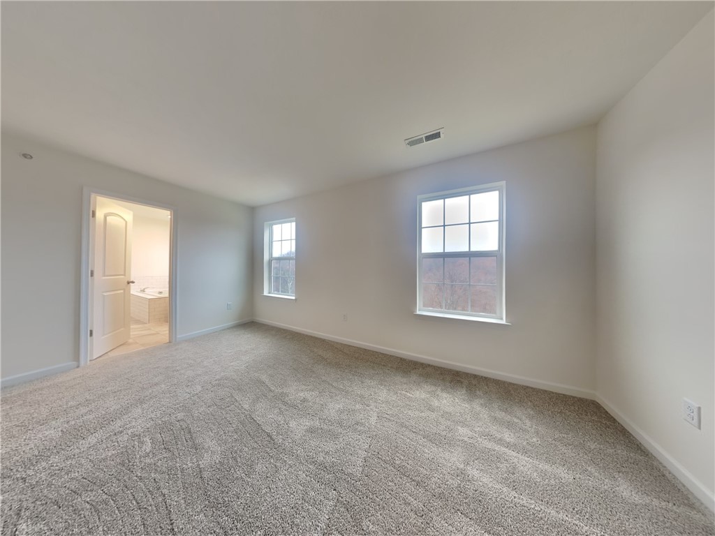 137 Sweetwater Dr
