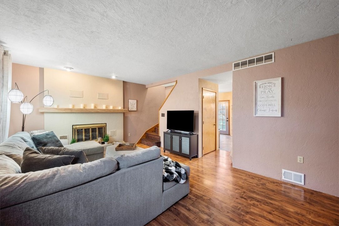 106 Logan St
