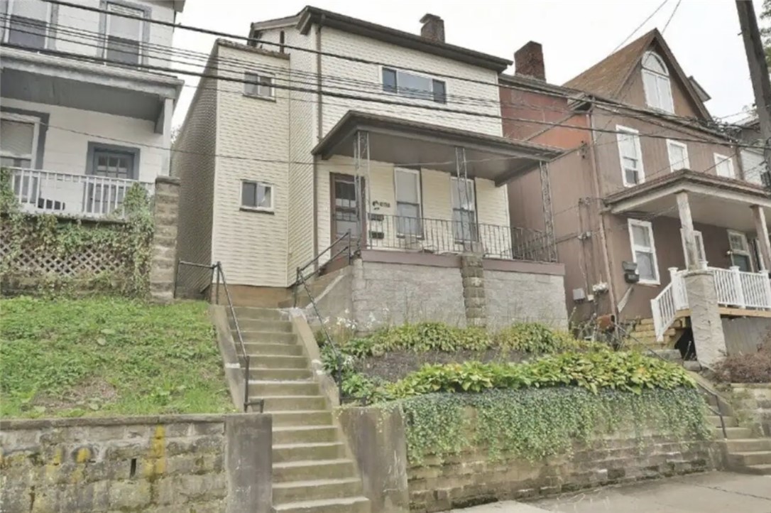 223 Natchez St 2