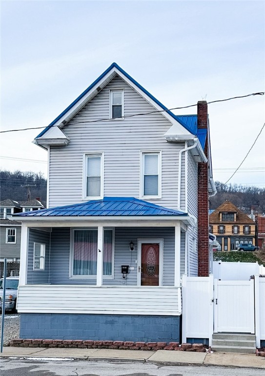 244 W 6th Ave