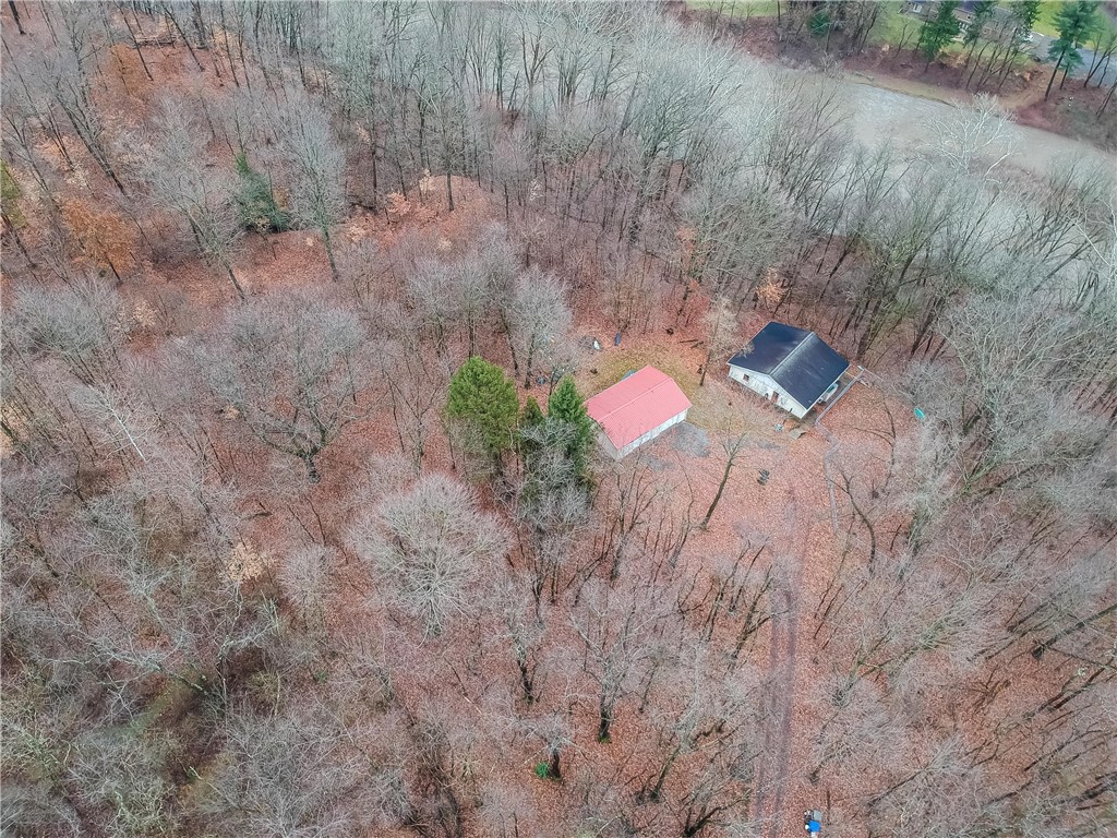 565 Lundys Lane