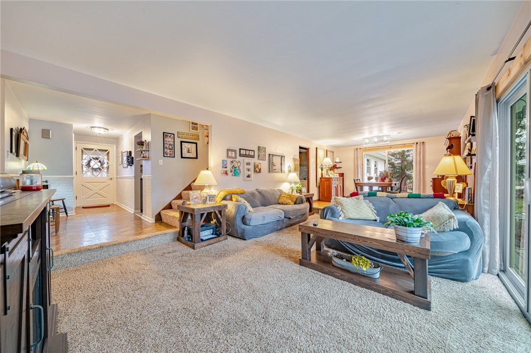 387 Fosterville Rd