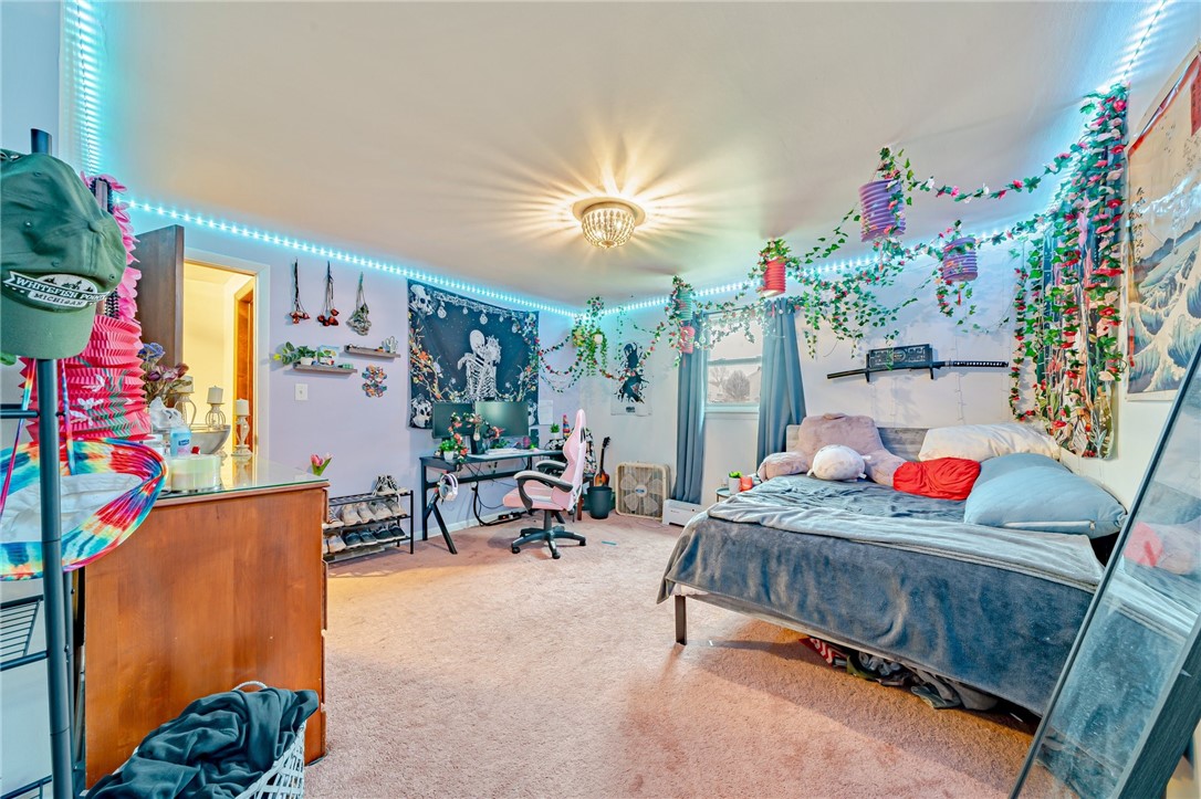 387 Fosterville Rd
